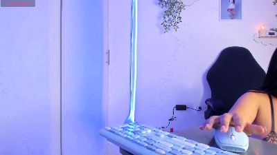 Anddy_Vega_ live cam on Cam4