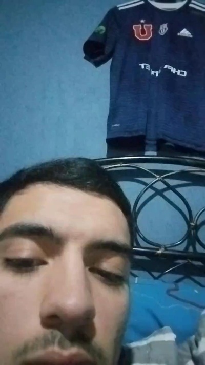 Andr3_69 live cam on Cam4