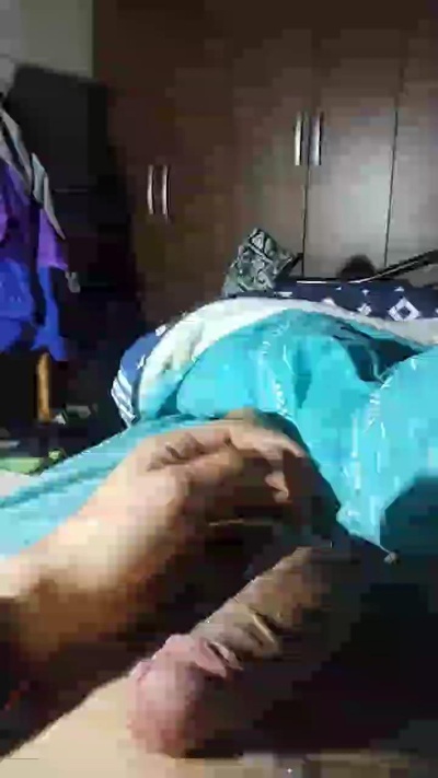 Andr3_69 live cam on Cam4