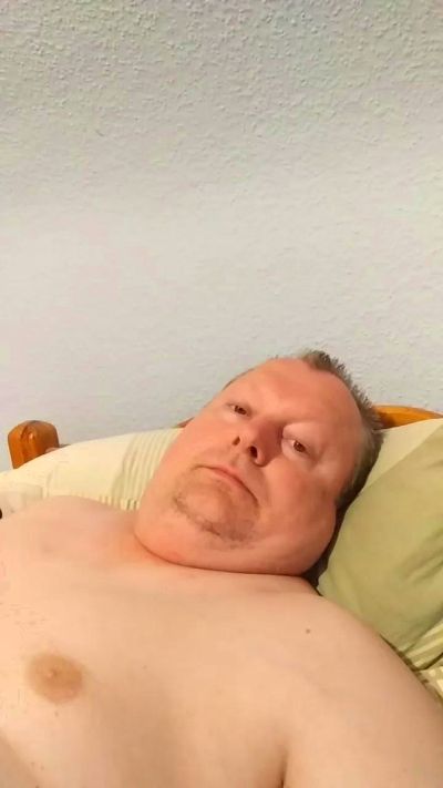 Andre124231 live cam on Cam4