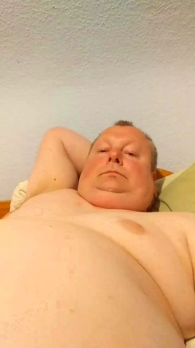 Andre124231 live cam on Cam4