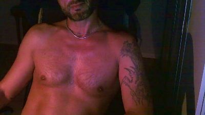 Andreas_rm live cam on Cam4