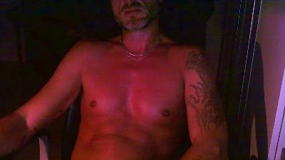 Andreas_rm live cam on Cam4