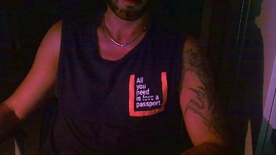 Andreas_rm live cam on Cam4