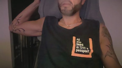 Andreas_rm live cam on Cam4