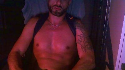 Andreas_rm live cam on Cam4