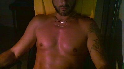 Andreas_rm live cam on Cam4