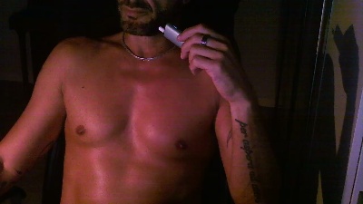 Andreas_rm live cam on Cam4