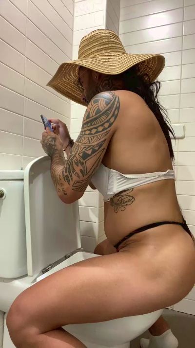 Andreazorra live cam on Cam4