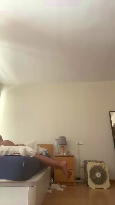 Andreazorra live cam on Cam4