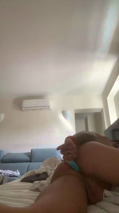 Andreazorra live cam on Cam4