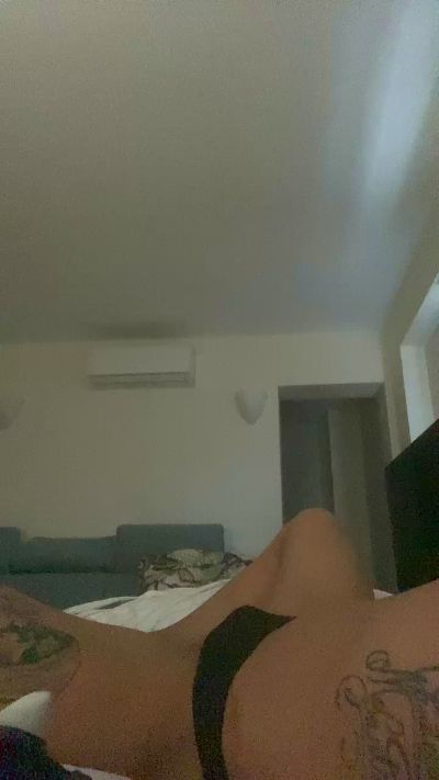 Andreazorra live cam on Cam4