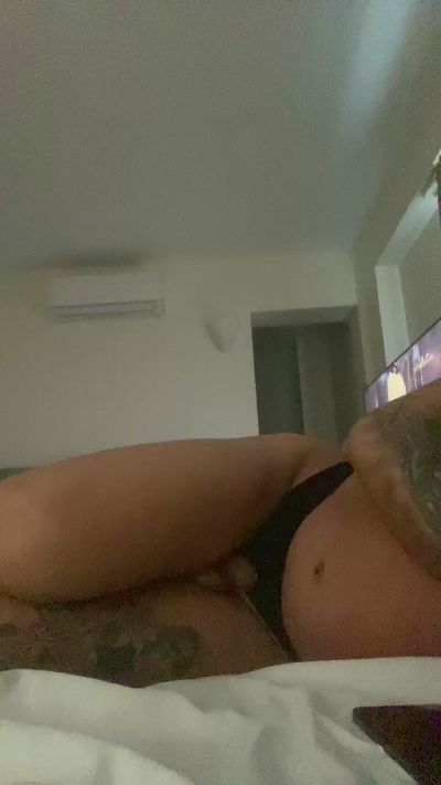 Andreazorra live cam on Cam4