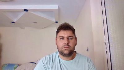 Andrei960503 live cam on Cam4