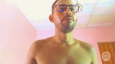 Andresgoodboy live cam on Cam4