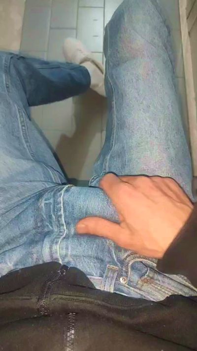 Andresmistress live cam on Cam4