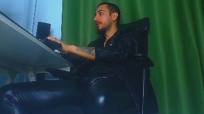 AndrewBanner live cam on Cam4