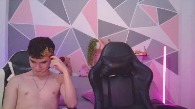 AndrewYCherry live cam on Cam4