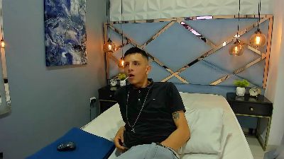 Andrew_Cooperr live cam on Cam4