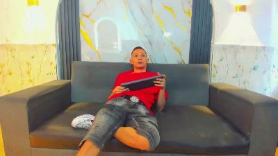 Andrew_stv live cam on Cam4
