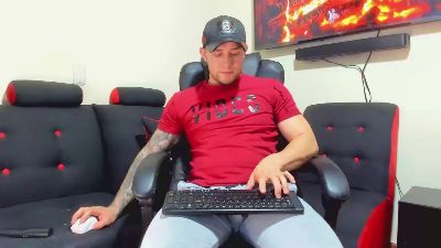 live sex cam chat Andrew Wallker