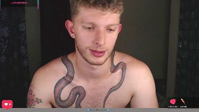 Andrewxbi live cam on Cam4