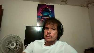 Androsarg1992 live cam on Cam4