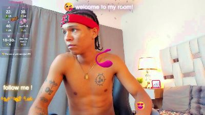 AndyKings_1 live cam on Cam4