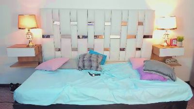 AndyKings_1 live cam on Cam4