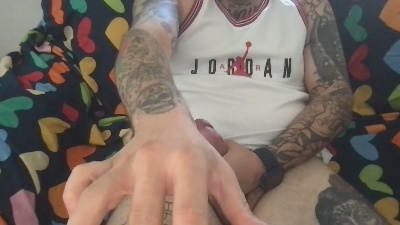 Andyeltoro live cam on Cam4
