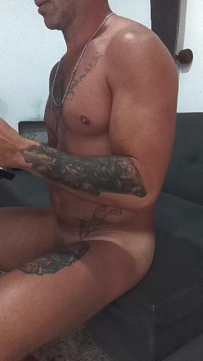 Andyfoxxrj live cam on Cam4