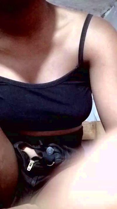 Anesca2 live cam on Cam4