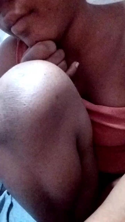 Anesca2 live cam on Cam4