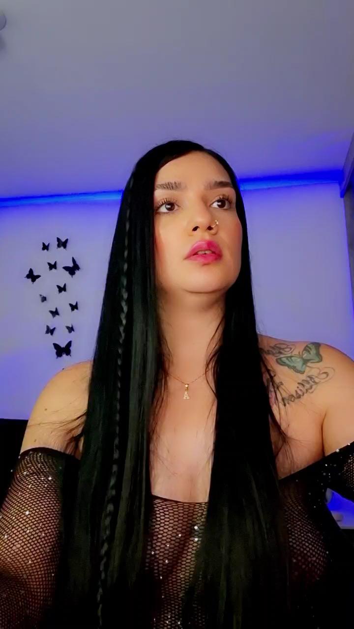AngelBlack1 live cam on Cam4