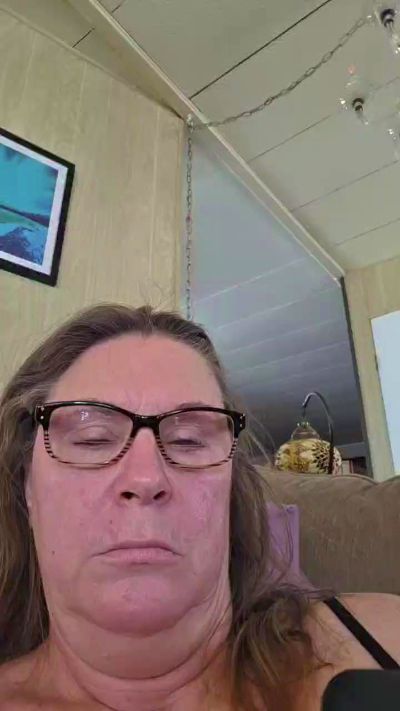 AngelFace live cam on Cam4