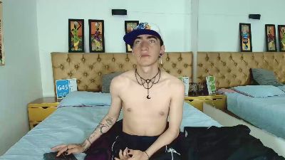 AngelMarcell live cam on Cam4