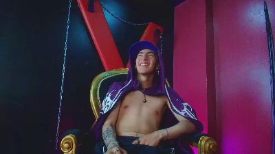 AngelMarcell live cam on Cam4