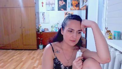 AngelOMoon live cam on Cam4