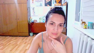 AngelOMoon live cam on Cam4