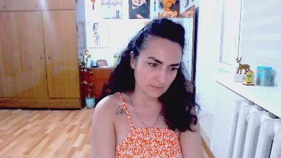 AngelOMoon live cam on Cam4