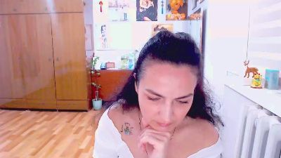 AngelOMoon live cam on Cam4