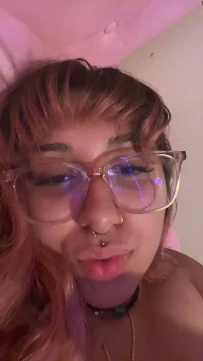 AngelRose444 live cam on Cam4
