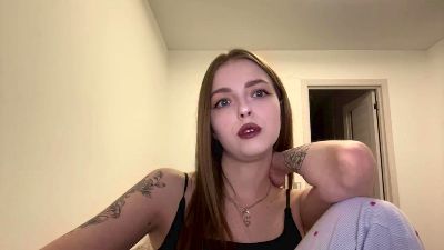 AngelZunino live cam on Cam4