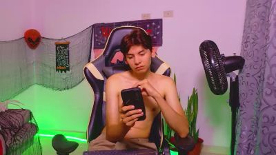Angel_Dustt1 live cam on Cam4
