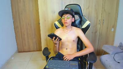 Angel_Dustt1 live cam on Cam4