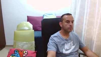 Angel_Naye live cam on Cam4