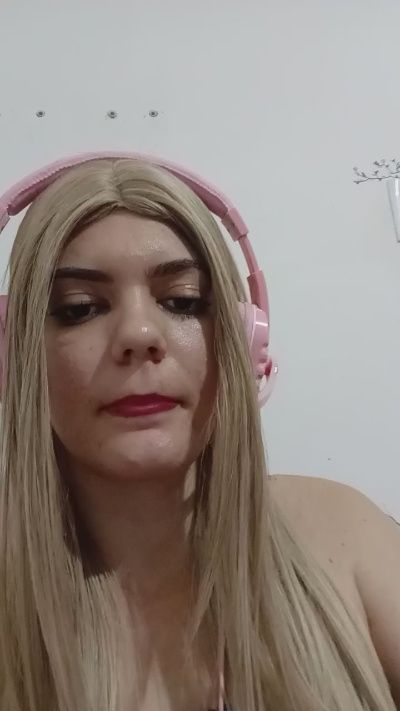 Angel_Ristow live cam on Cam4