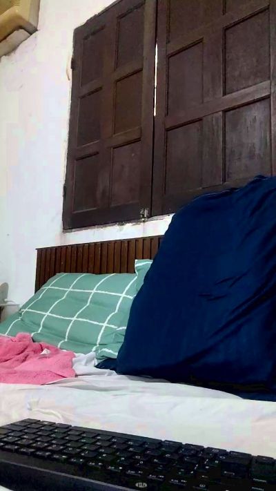 Angel_mineiro live cam on Cam4