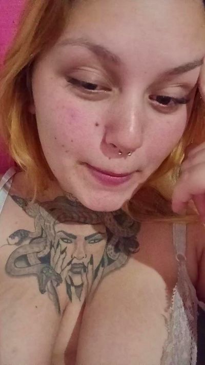 Angel_ruiva live cam on Cam4