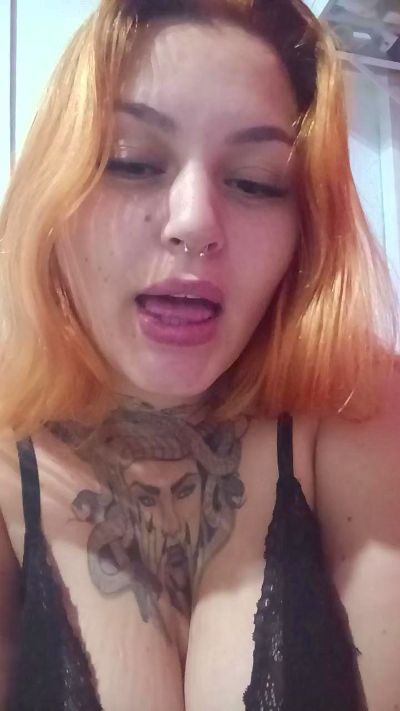 Angel_ruiva live cam on Cam4
